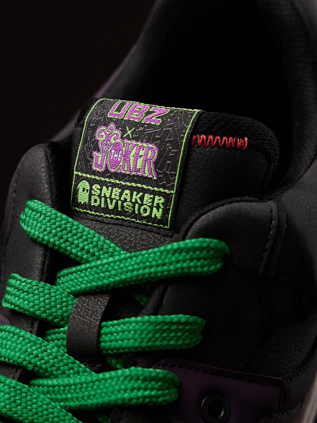 sneakers sneakers