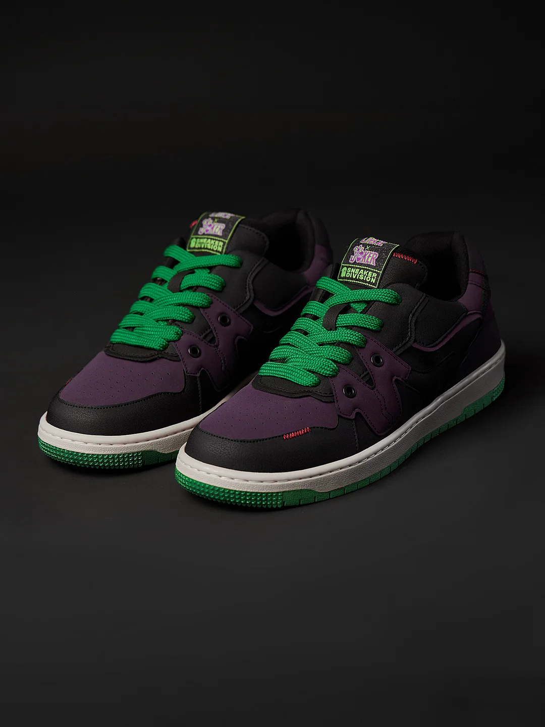 sneakers sneakers